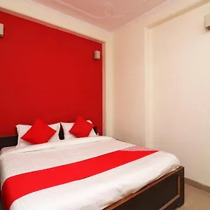 https://oyo-42214-corporate-stay.hotelsdelhi.org